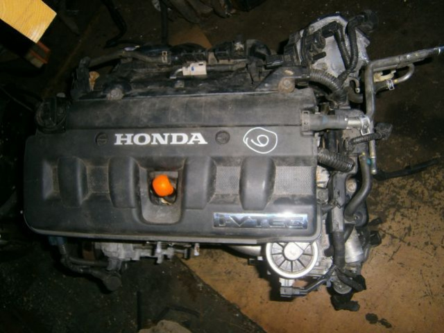 HONDA CIVIC двигатель бензин i-VTEC 1.8 R18A2 !