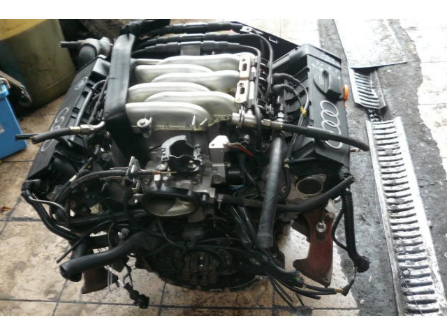 Двигатель 2, 6 V6 AUDI A4 ABC LODZKIE