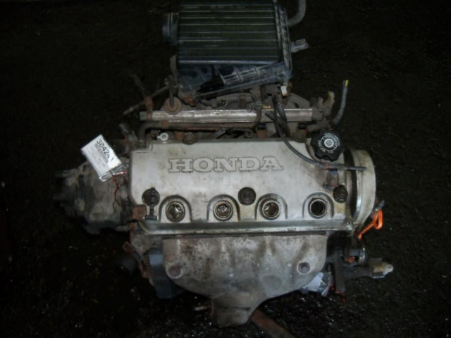 Honda Civic VI двигатель в сборе D14A3 1.4 16V 97г.