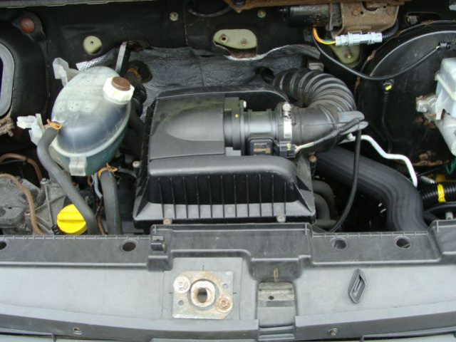 RENAULT MASTER 08 R 2.5 DCI двигатель W машине ODPALA