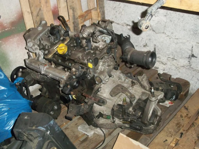 Двигатель Renault Laguna II 2.0 T 03`