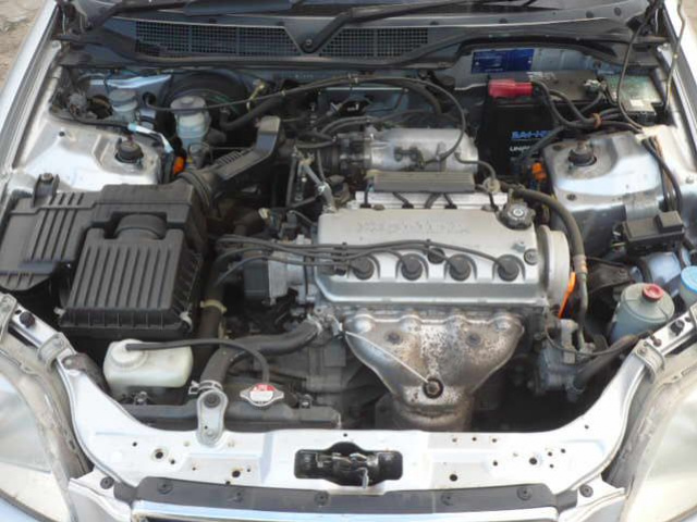 HONDA CIVIC 1.5 16V D15Z6 двигатель состояние В отличном состоянии