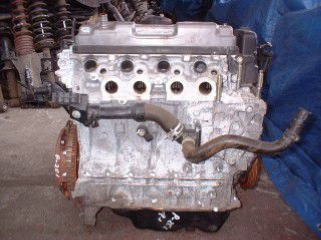 Двигатель PEUGEOT 206 1.1 бензин 1998-2004 год HFX