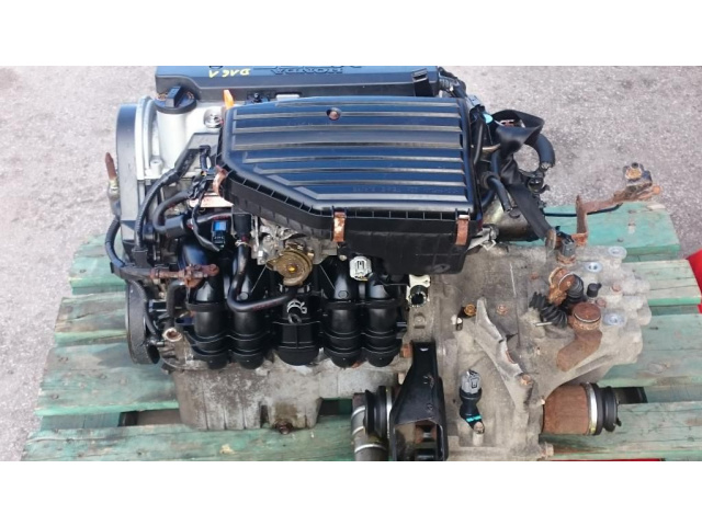 Двигатель 1.6 HONDA CIVIC D16V1 VTEC в сборе !!