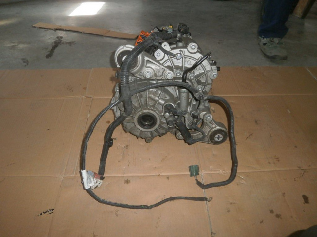 Двигатель ELEKTRYCZNY PEUGEOT 3008 DS5 HYBRID4 4X4