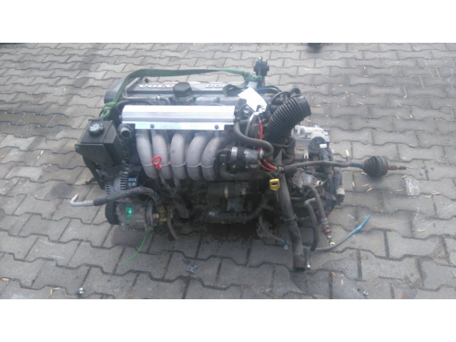 Двигатель VOLVO 850 V70 2.5 бензин B52525