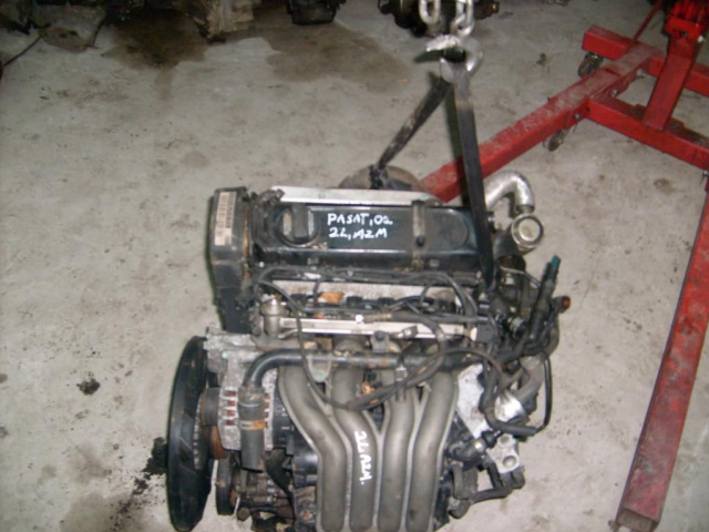 VW PASSAT B5, 01г., 2L, двигатель AZM