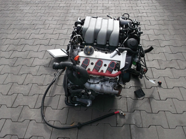 Двигатель AUK AUDI A4 B7 3.2 FSI V6 84TYS KM с навесным оборудованием