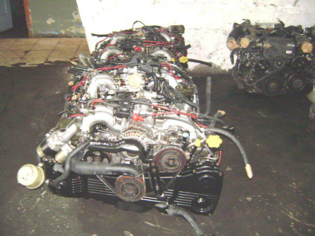 Двигатель SUBARU 2.5 16V DOHC EJ25 LEGACY FORESTER