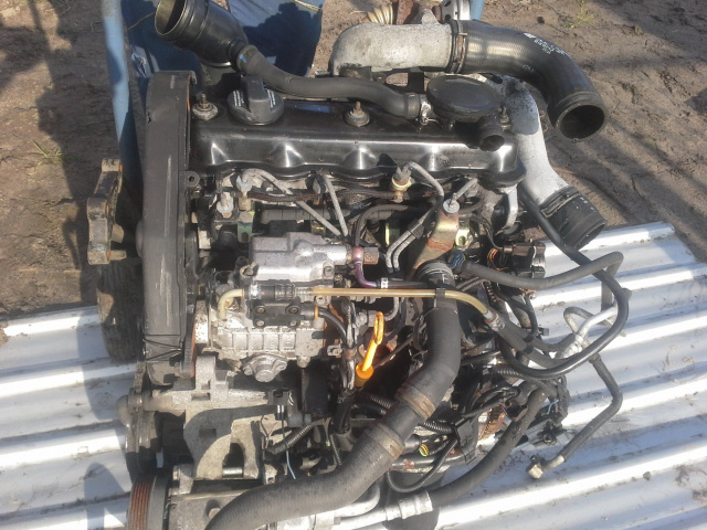 FORD GALAXY MK1 двигатель 1, 9TDI 90 л.с. в сборе UKL PALI