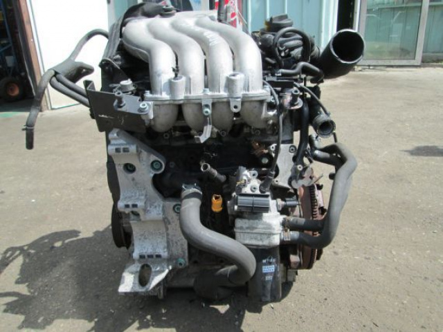 VW BORA двигатель 2, 0 115 KM APK