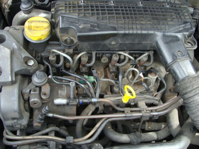 RENAULT CLIO II ПОСЛЕ РЕСТАЙЛА 2002 r двигатель 1.5 DCI