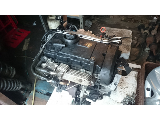 AUDI VW PASSAT 2, 0 TDI BKP двигатель в сборе Z навесным оборудованием