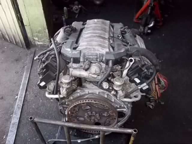 BMW 735 735I двигатель 3.5 V8 03г. 110 тыс. поврежденный