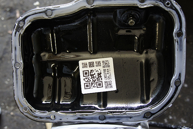 Фотография снятого маслянного поддона Toyota 1ZR-FE