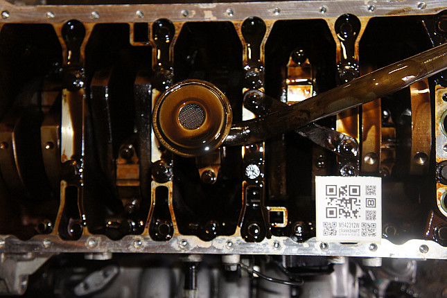 Фотография блока двигателя без поддона (коленвала) VOLVO B 5252S