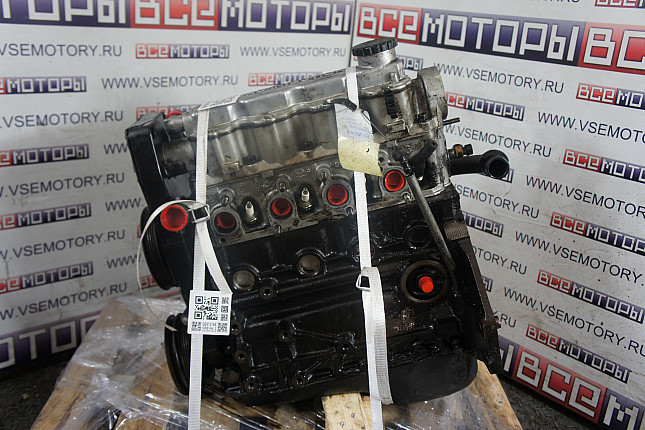 Двигатель вид с боку DAEWOO G15MF