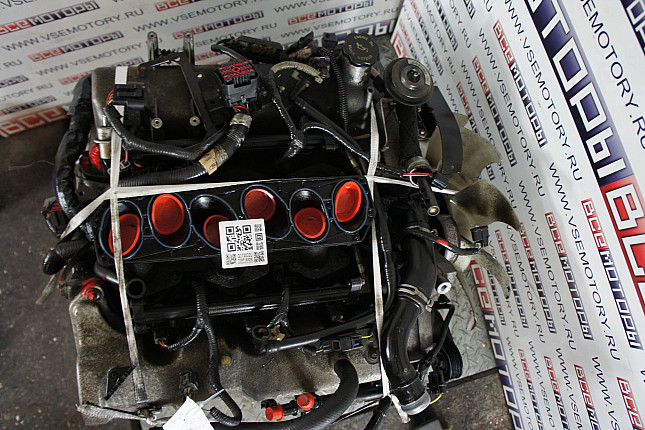 Фотография контрактного двигателя сверху FORD США SOHC 4l