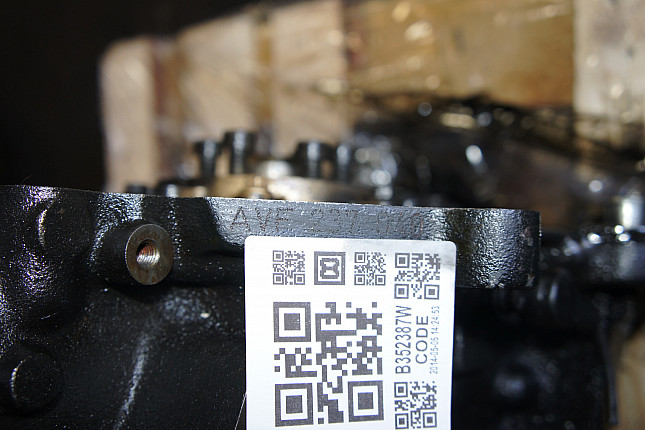 Номер двигателя и фотография площадки AUDI AVF