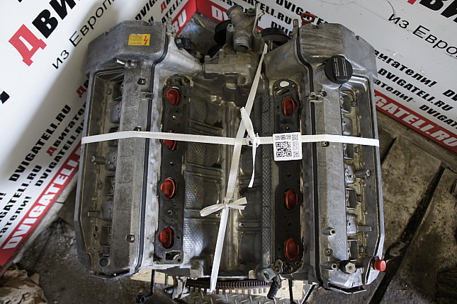 Фотография контрактного двигателя сверху Mercedes M 119.980