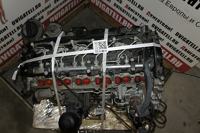 Фотография контрактного двигателя сверху BMW N57 D30A