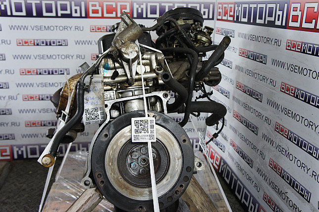 Двигатель вид с боку SUZUKI G13A