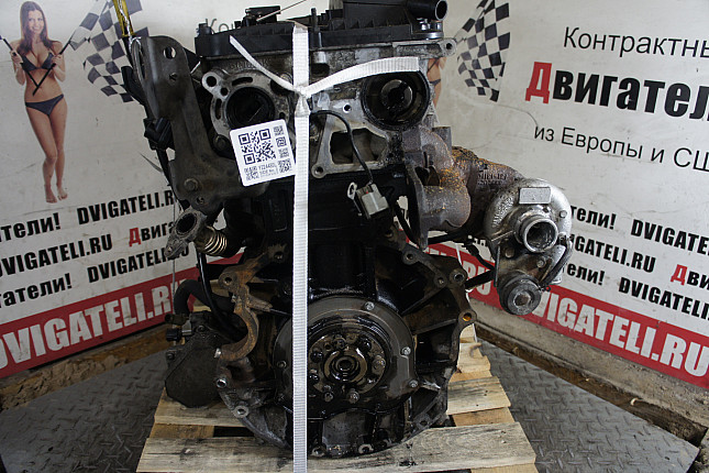 Двигатель вид с боку Citroen 4HV (P22DTE)