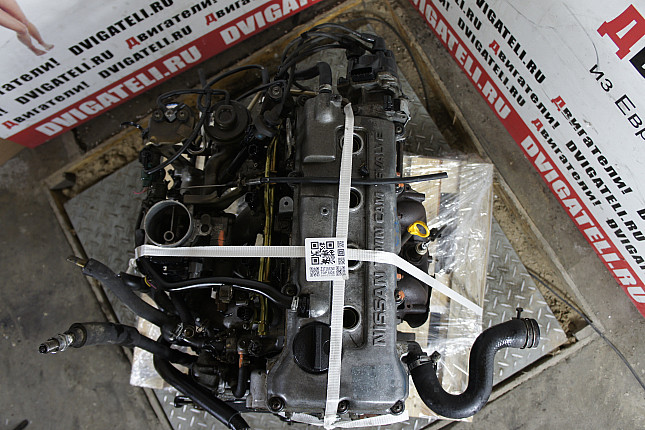 Фотография контрактного двигателя сверху Nissan GA14DE 