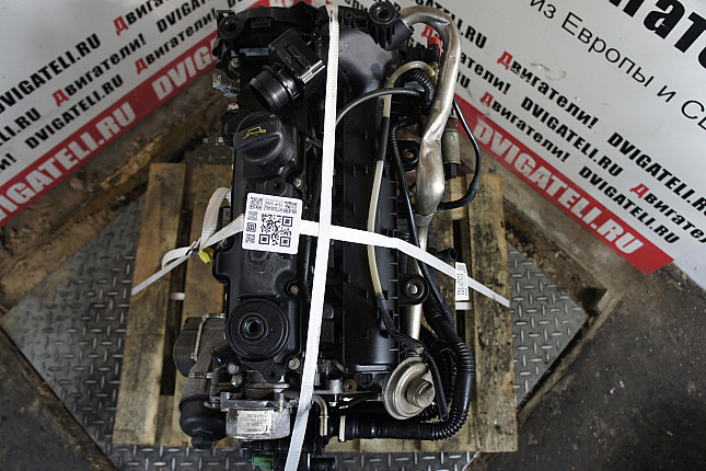 Фотография контрактного двигателя сверху Ford F6JB