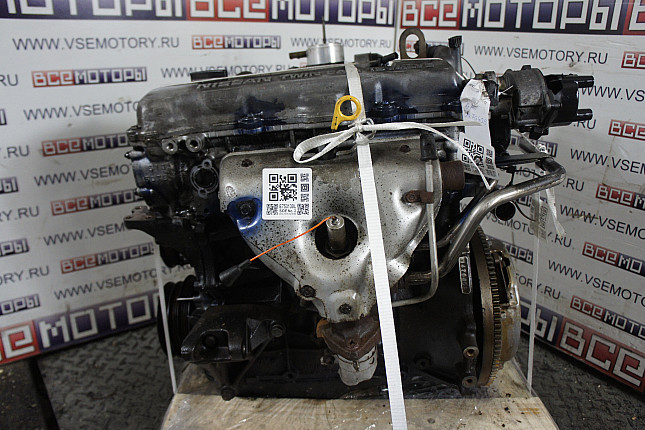 Двигатель вид с боку NISSAN GA16DS 