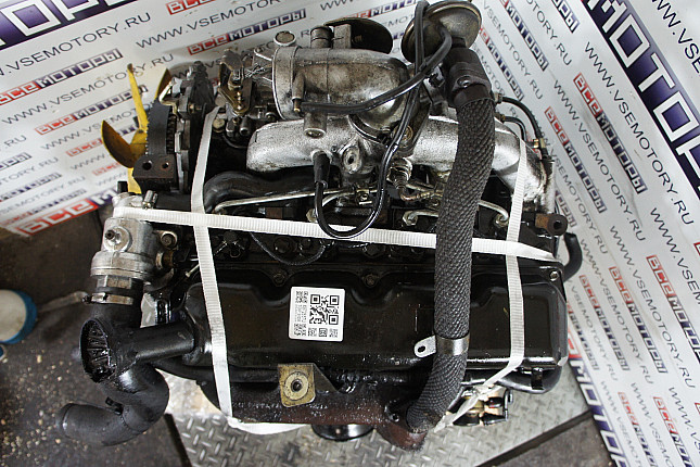 Фотография контрактного двигателя сверху FORD 4AC