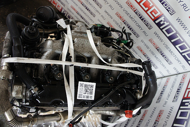 Фотография контрактного двигателя сверху FIAT 4HW(DW12ATED4)