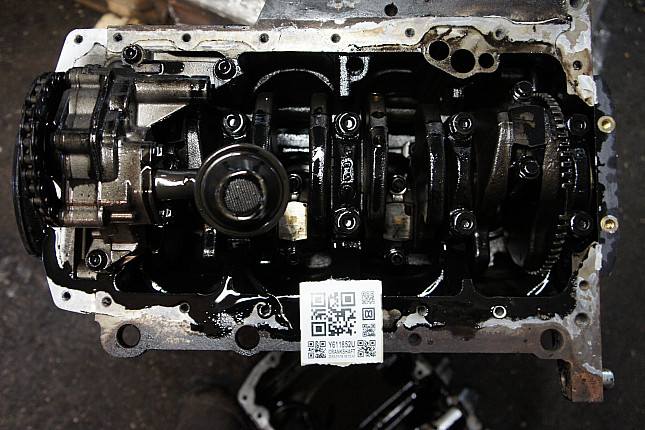 Фотография блока двигателя без поддона (коленвала) AUDI BPW