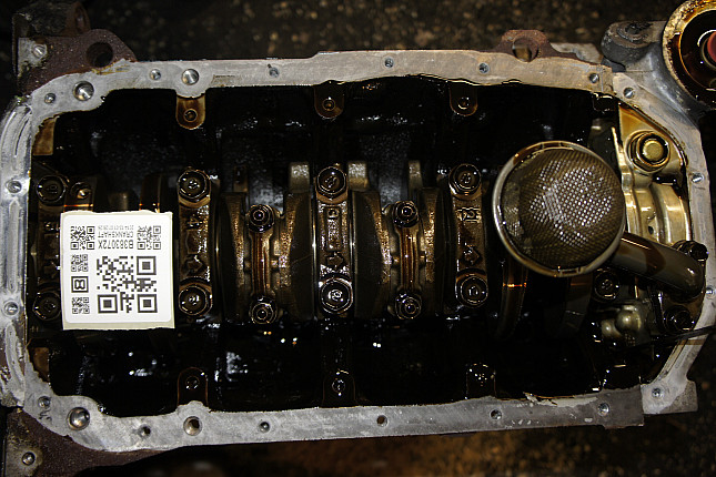 Фотография блока двигателя без поддона (коленвала) MITSUBISHI 4G18 GR7843