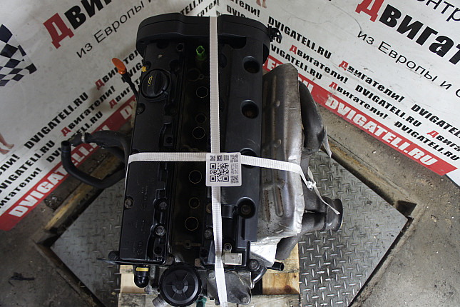 Фотография контрактного двигателя сверху Peugeot 3FZ (EW12J4)