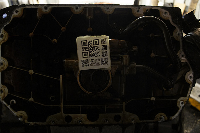 Фотография блока двигателя без поддона (коленвала) AUDI APR