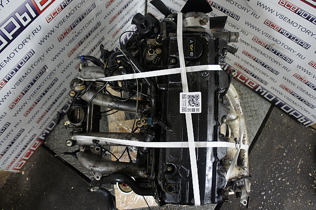 Фотография контрактного двигателя сверху MERCEDES-BENZ M 102.962