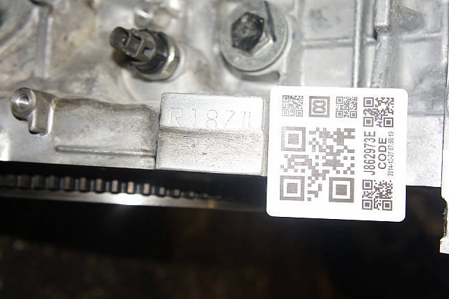 Номер двигателя и фотография площадки HONDA R18Z4