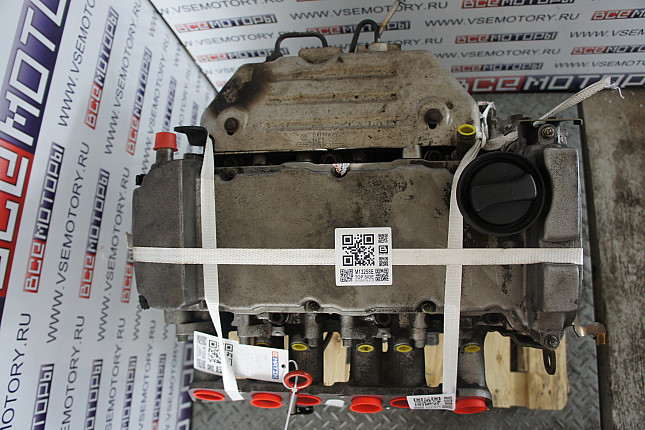 Фотография контрактного двигателя сверху VW AAA