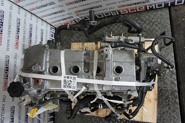 Фотография контрактного двигателя сверху MAZDA Z6
