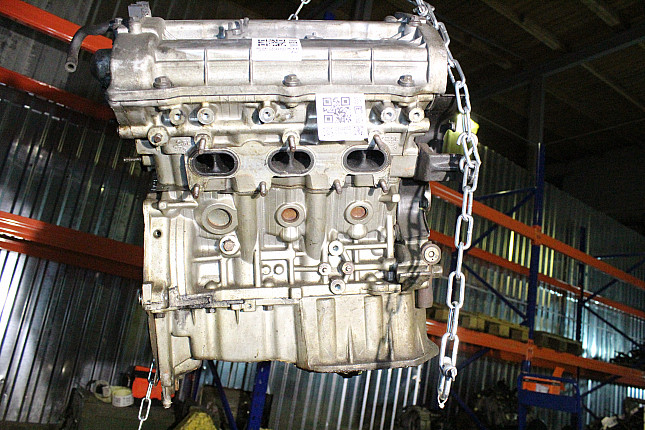 Двигатель вид с боку Hyundai G6BV-G