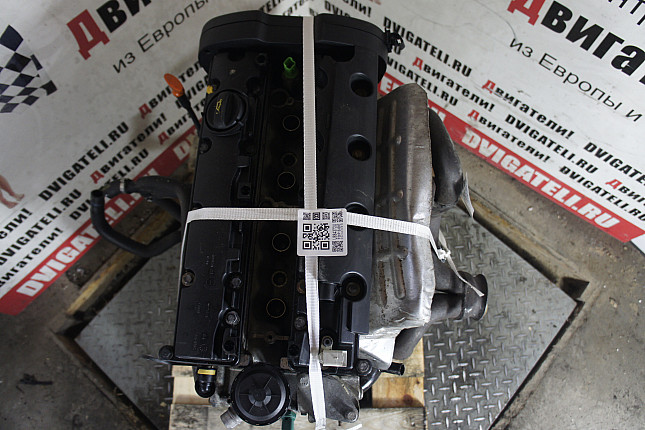 Фотография контрактного двигателя сверху Peugeot 3FZ (EW12J4)