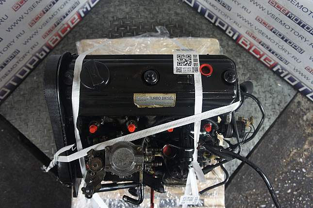 Фотография контрактного двигателя сверху VW AAZ