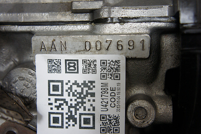 Номер двигателя и фотография площадки AUDI AAN