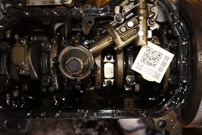Фотография блока двигателя без поддона (коленвала)  