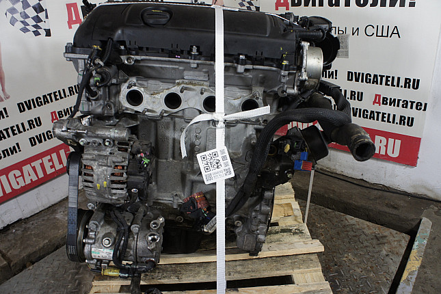 Двигатель вид с боку Citroen 5FS (EP6C)