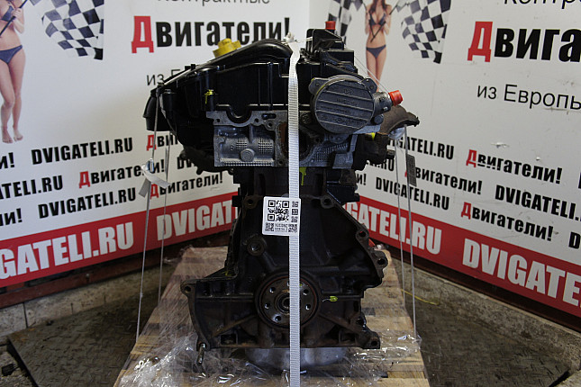 Двигатель вид с боку Renault G9T 720