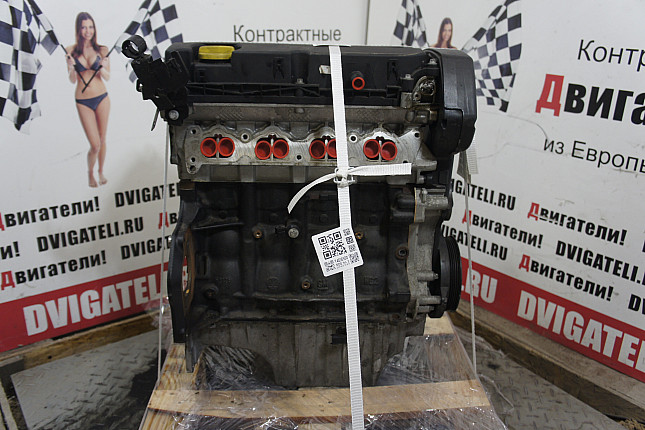 Двигатель вид с боку Opel Z 16 XER