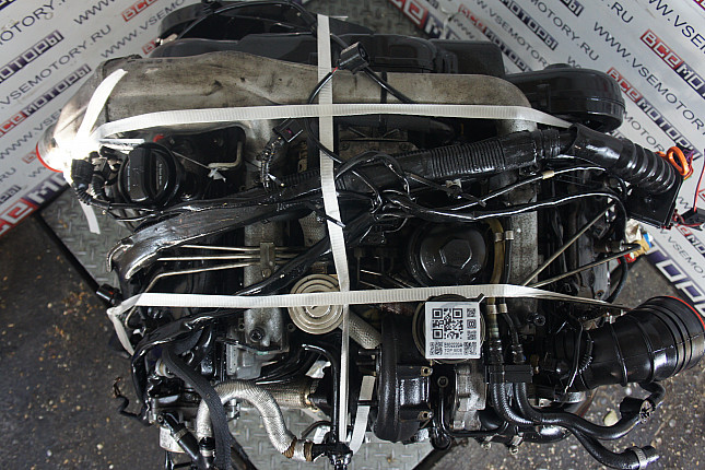 Фотография контрактного двигателя сверху AUDI AYM