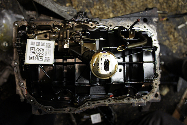Фотография блока двигателя без поддона (коленвала) RENAULT F9Q 812
